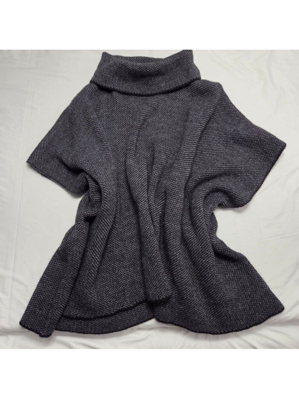 Elisabetta Made in Italy Wool Alpaca Turtleneck Poncho Sweater Marled Grey S